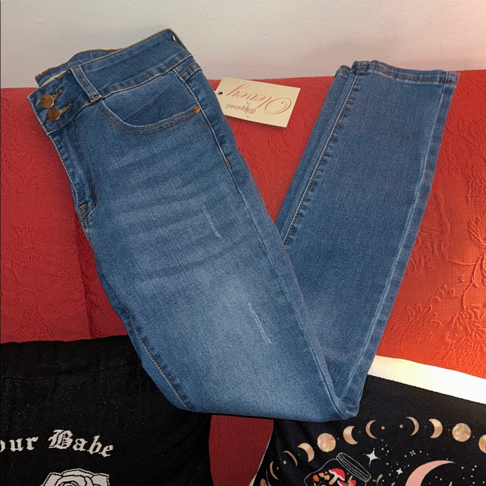 Fashion Nova "Live my life" Booty Lifter Skinny Jean, Size 5, NWT!